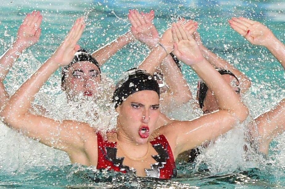 Sincro: Longo cala il poker